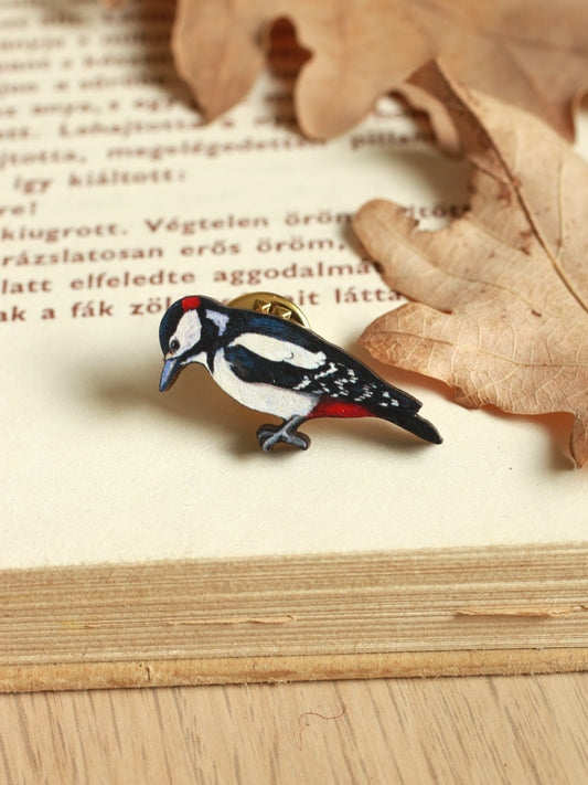 Woodpecker pin - wooden bird booch