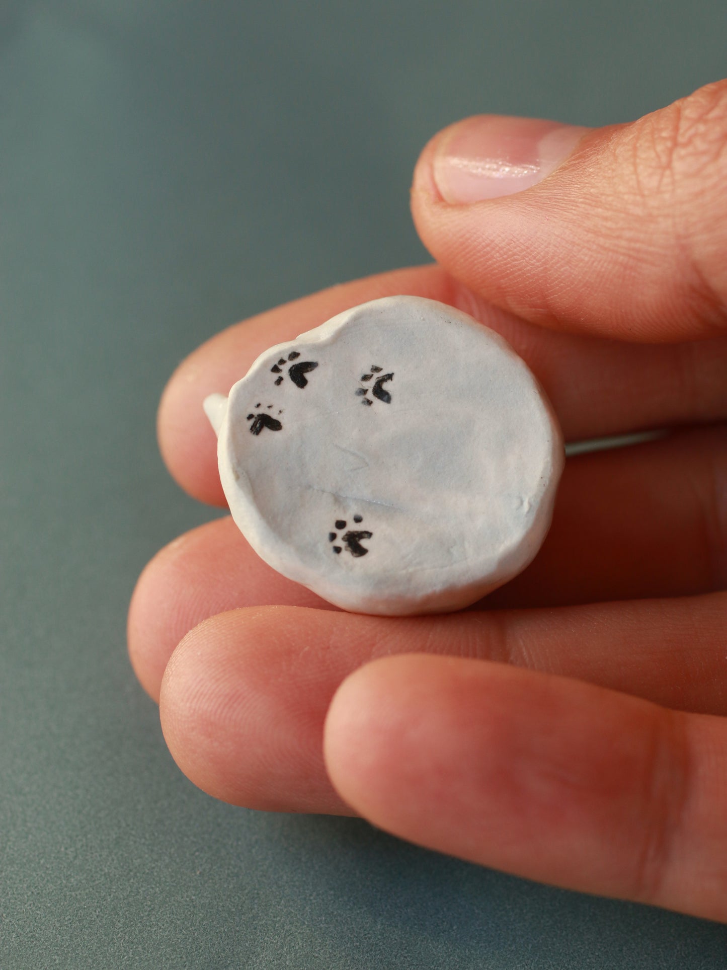 Cat figurine