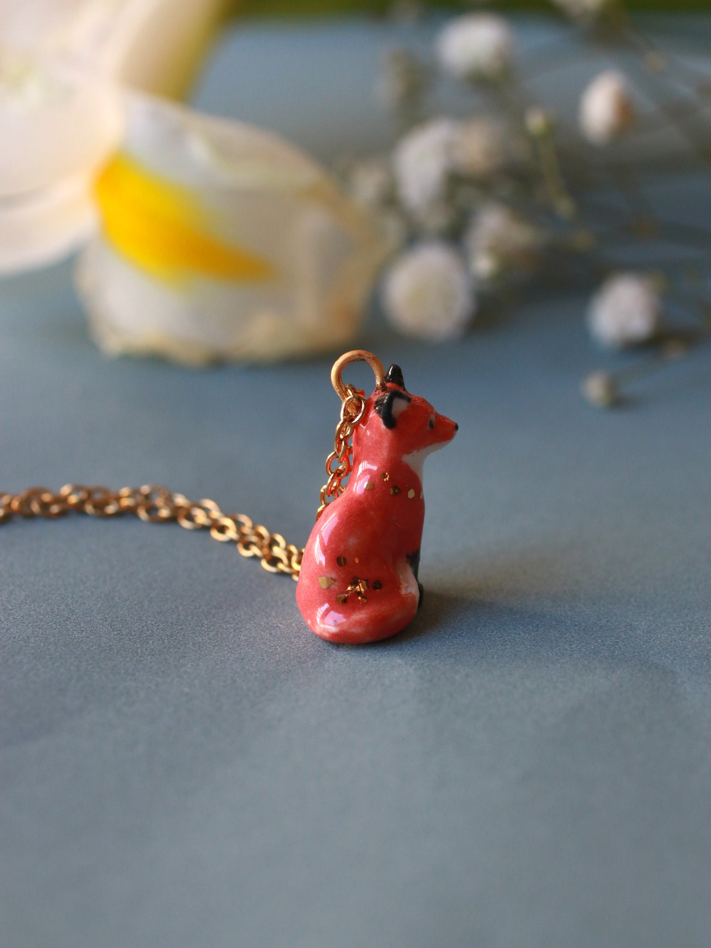 Sitting fox necklace