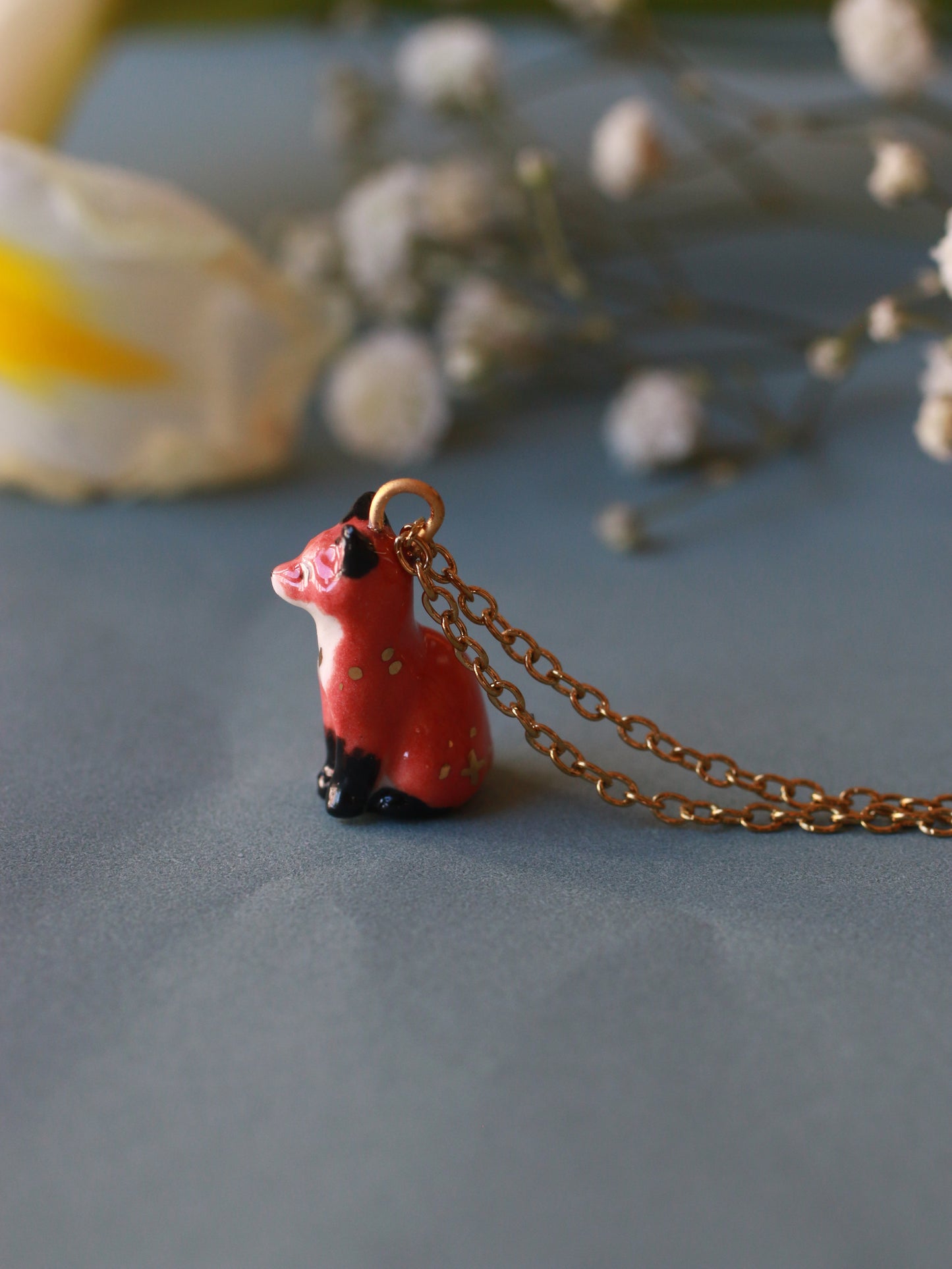 Sitting fox necklace