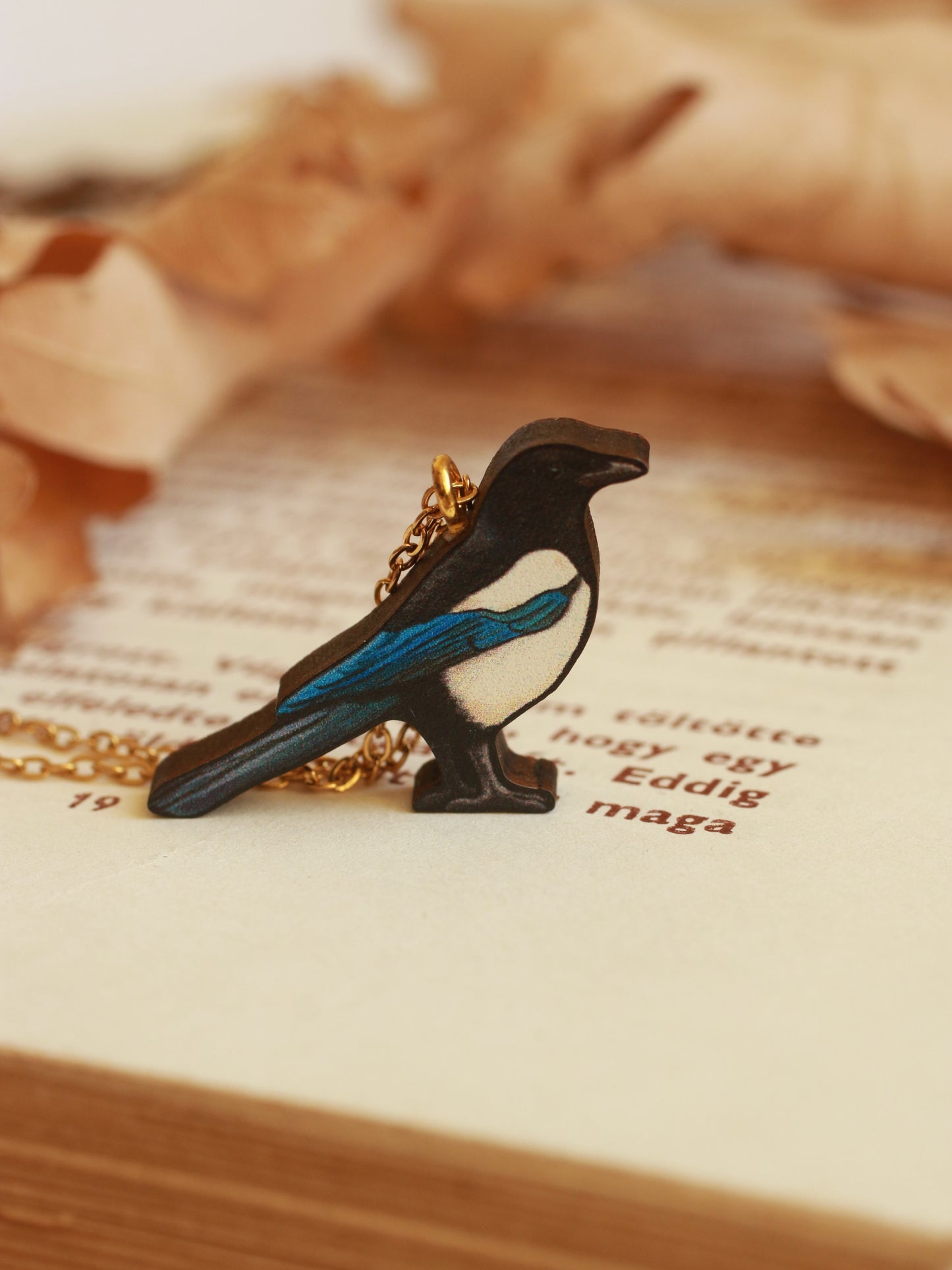 Magpie necklace - wooden bird pendant