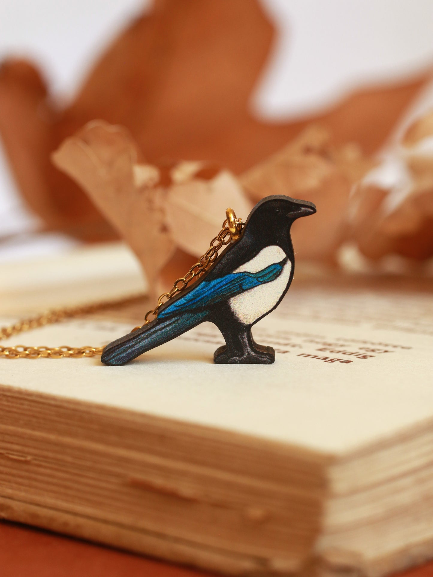 Magpie necklace - wooden bird pendant