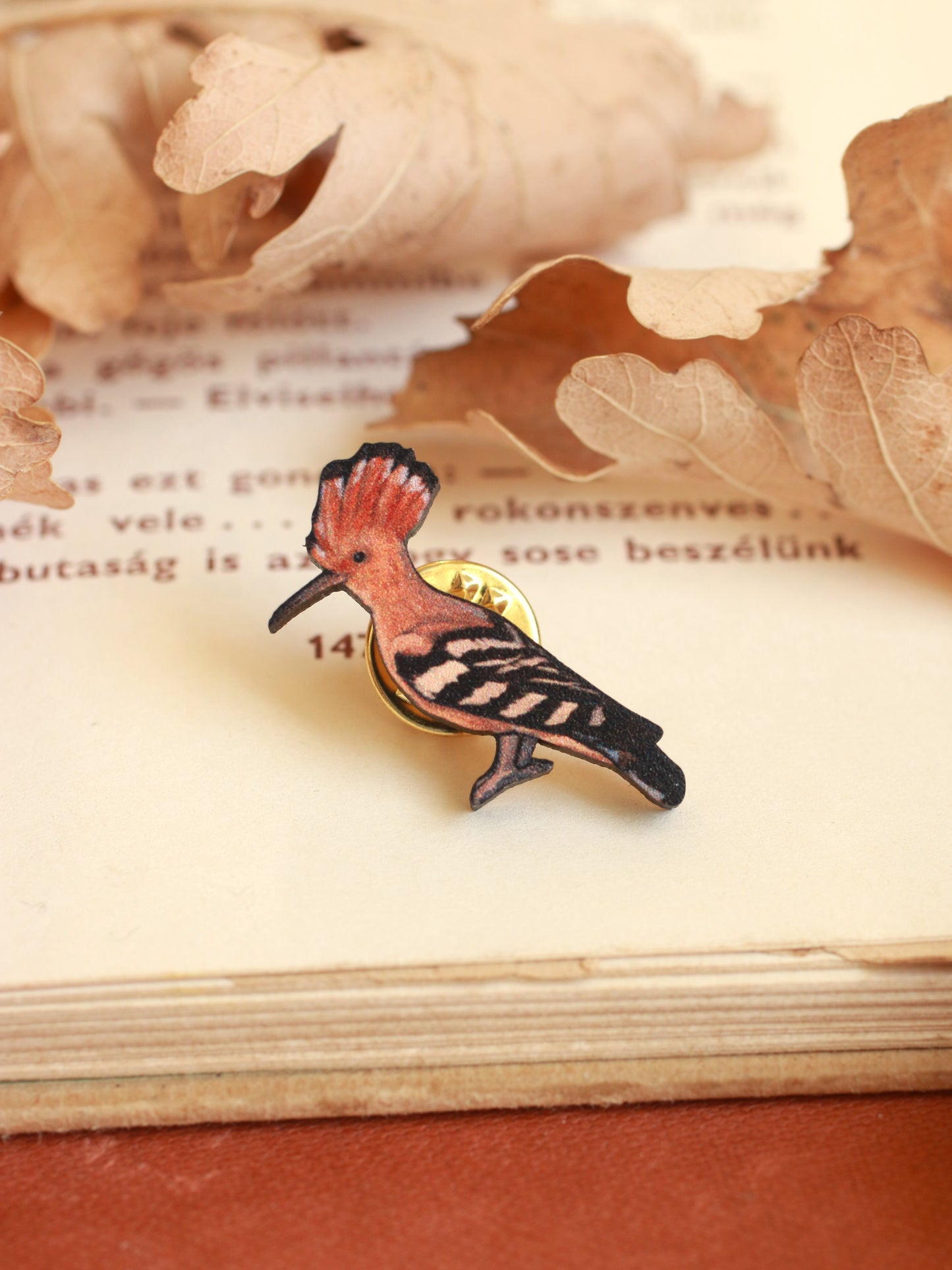 Hoopoe pin - wooden bird pin