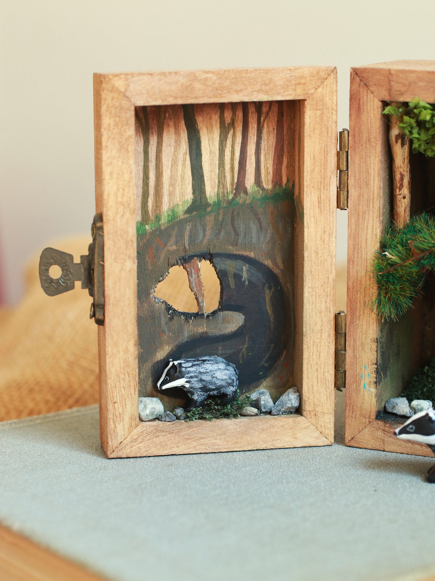 Badgers burrow shadow box - Badger family in a hand-painted open-able wooden box