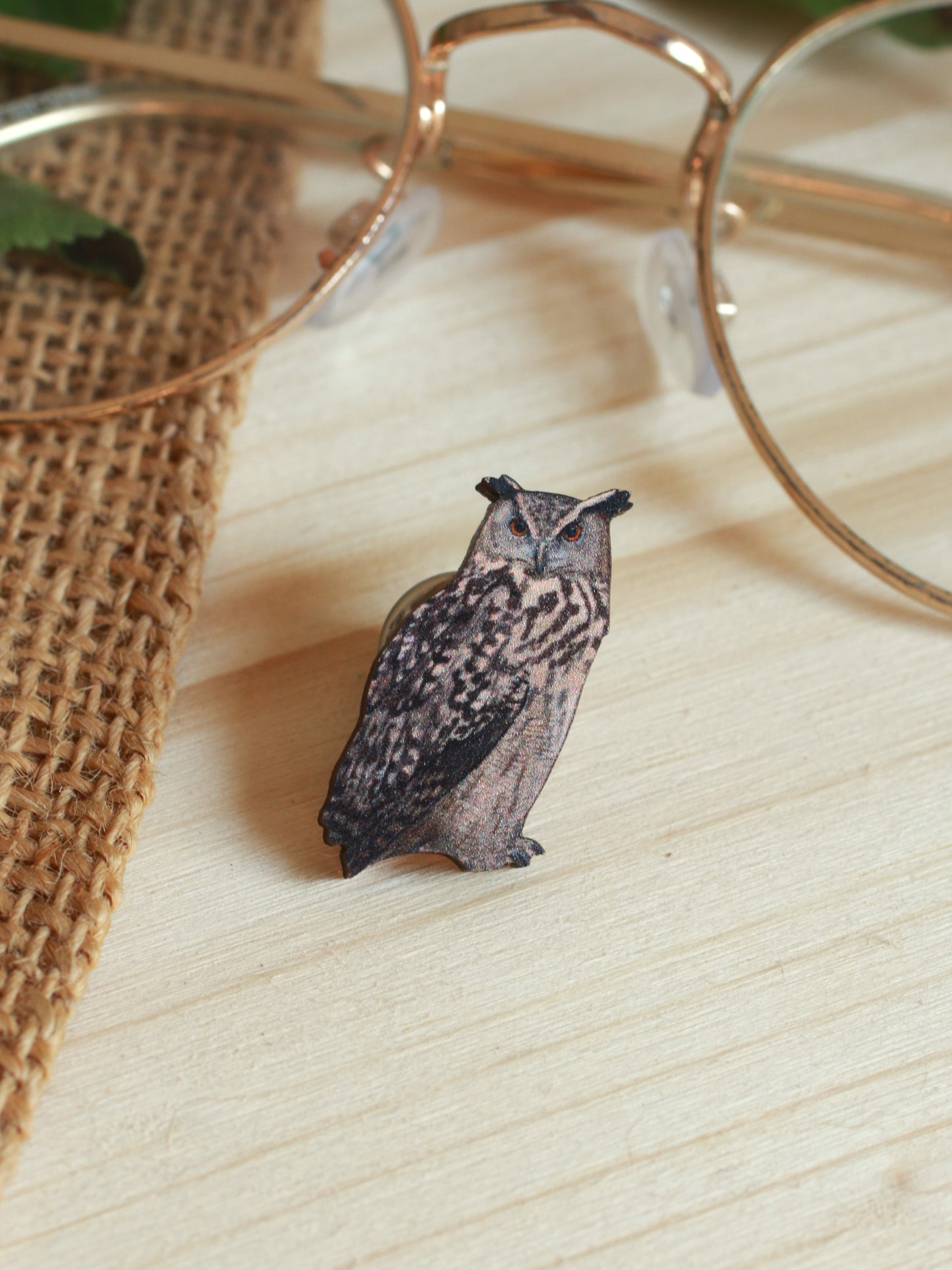 Great horned owl pin - wooden pin