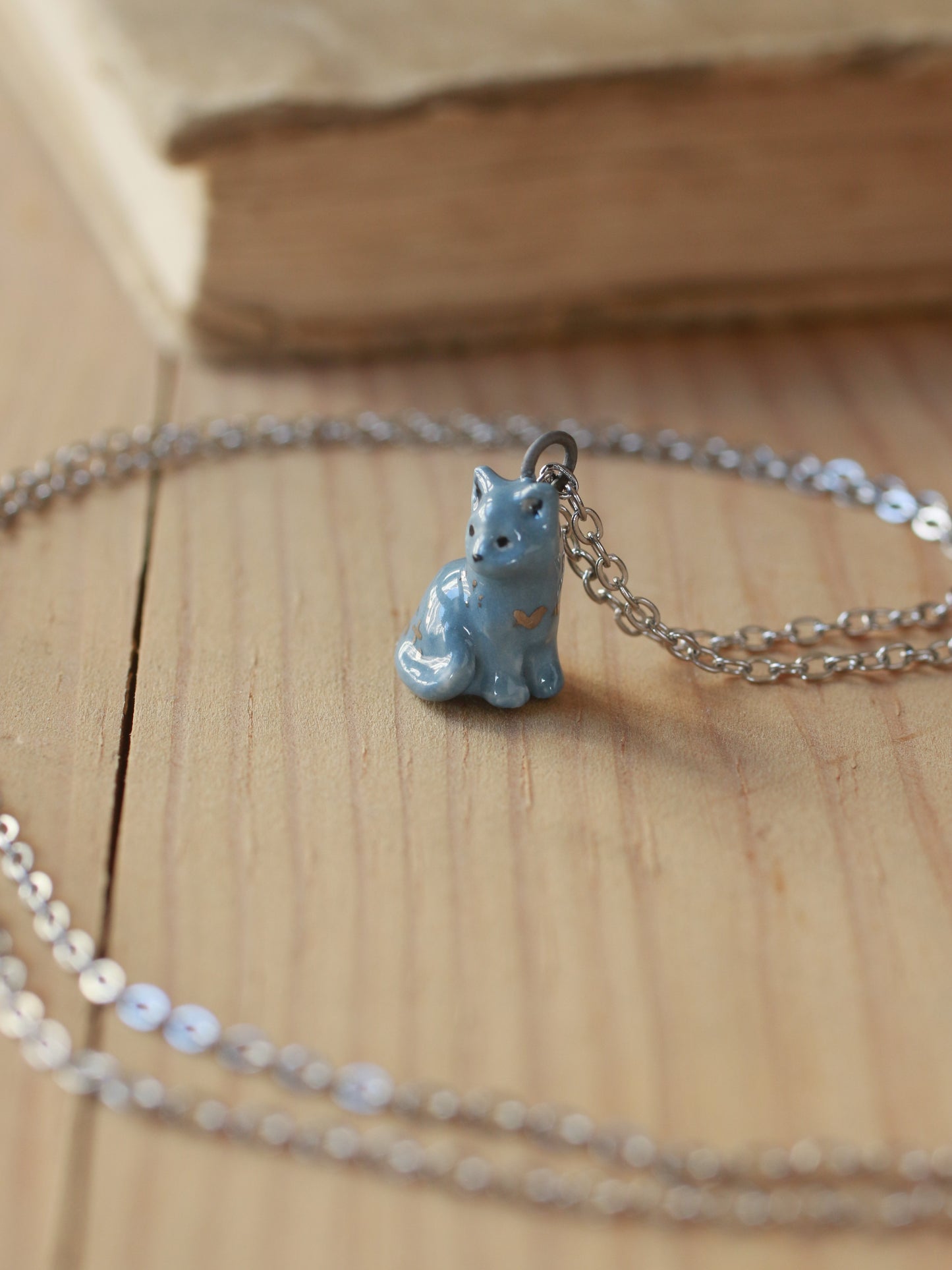 Grey cat necklace