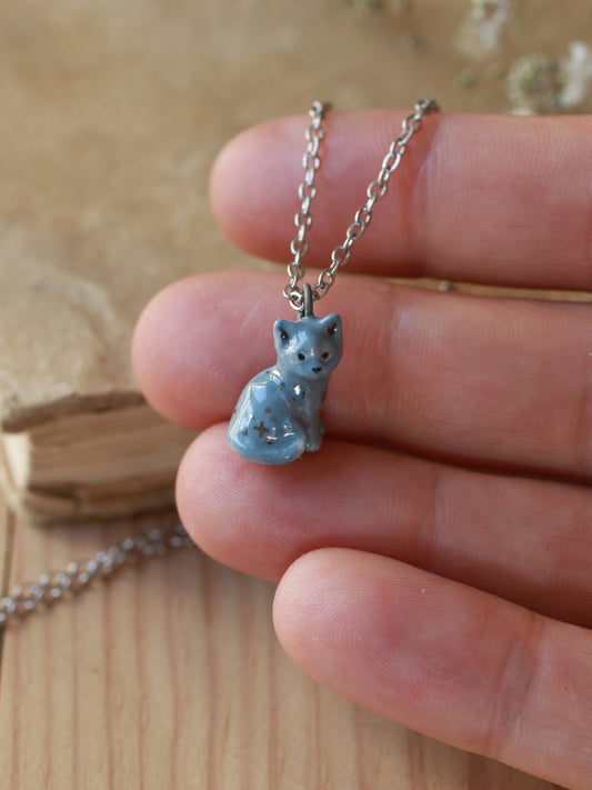 Grey cat necklace