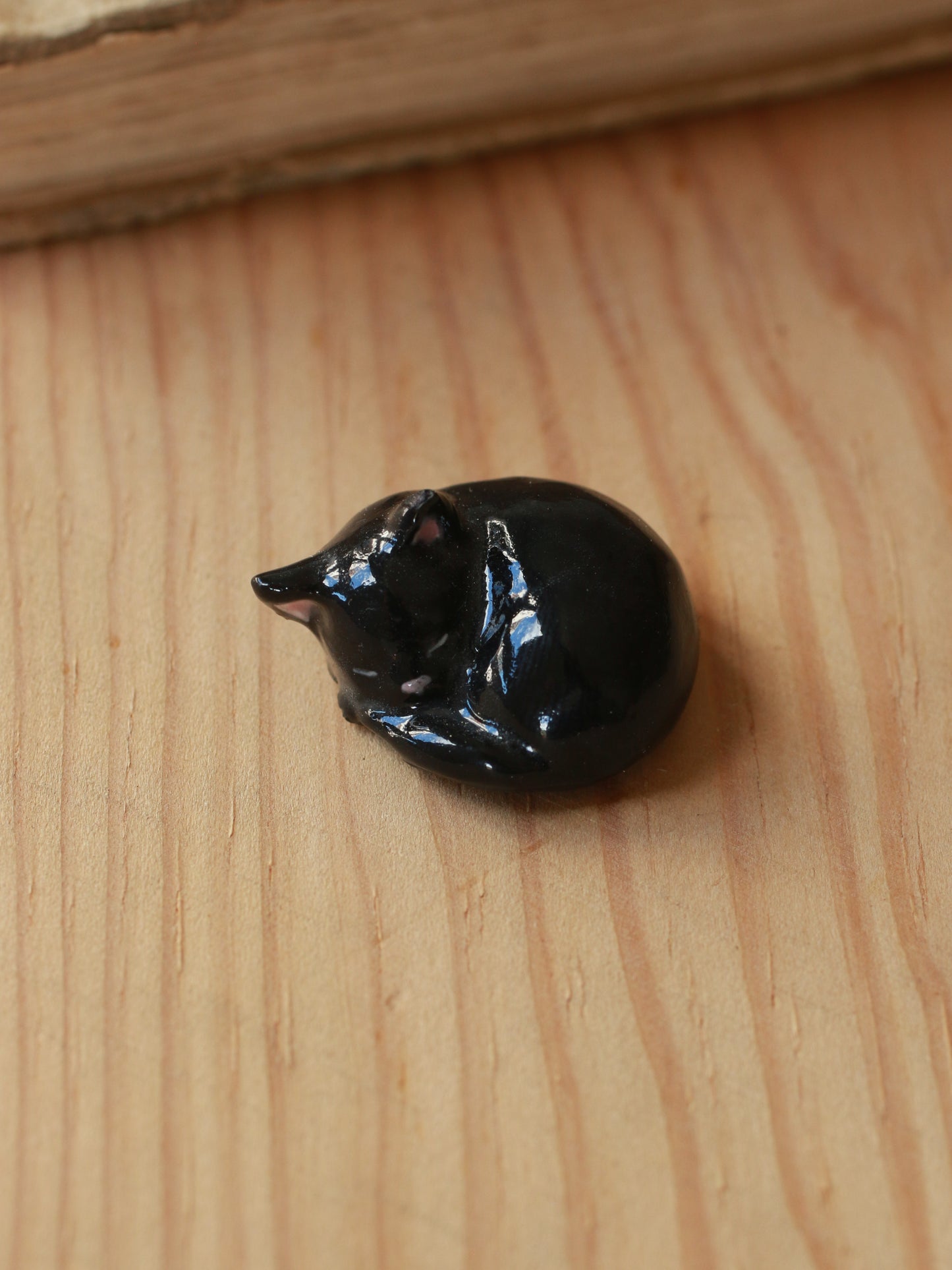 Black cat figurine