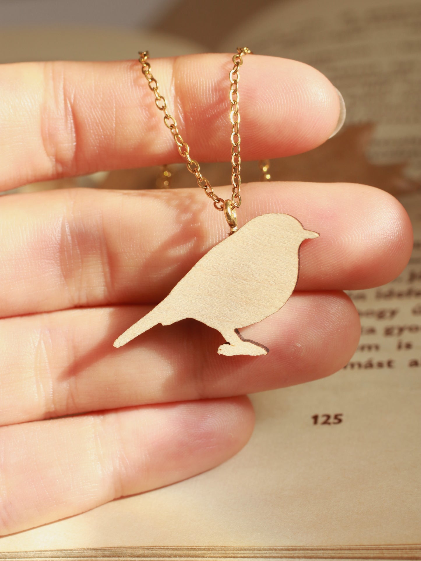 Robin necklace