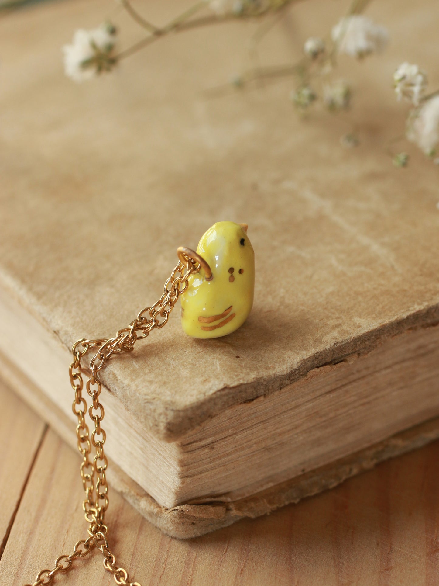 Chick necklace