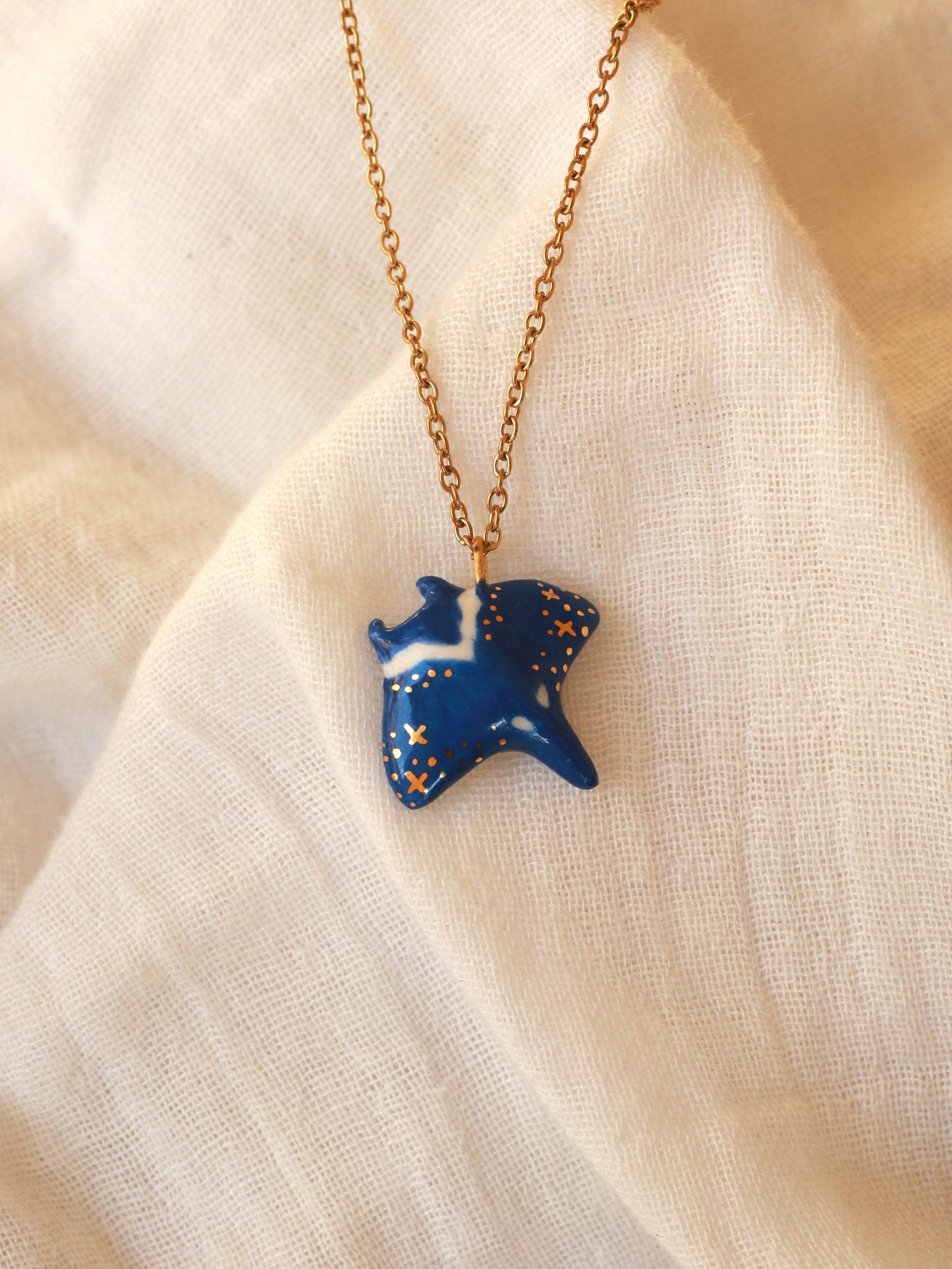 Dark blue Manta ray necklace