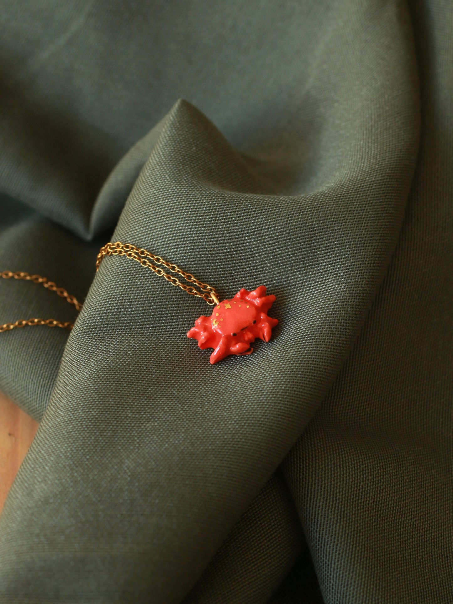 Crab necklace