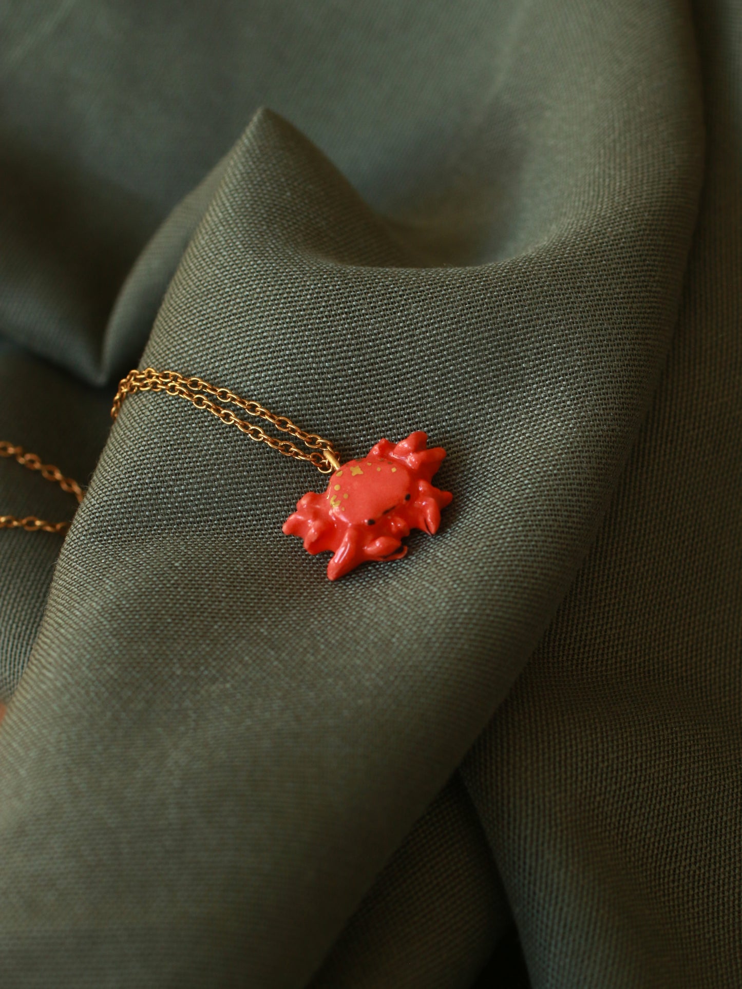 Crab necklace