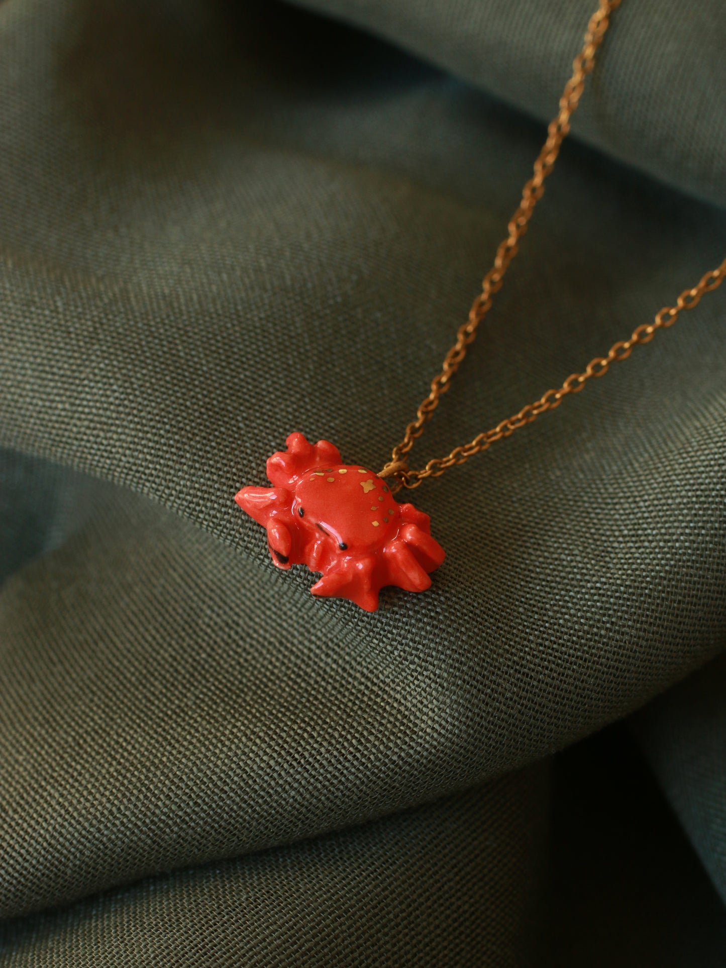 Crab necklace