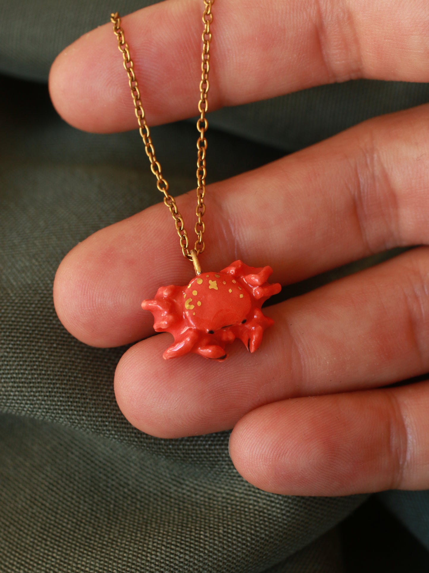 Crab necklace