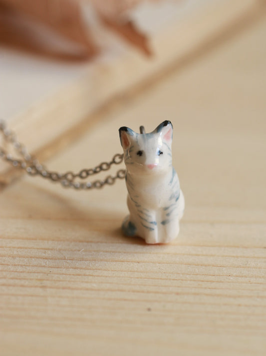 Grey tabby cat necklace - silver details