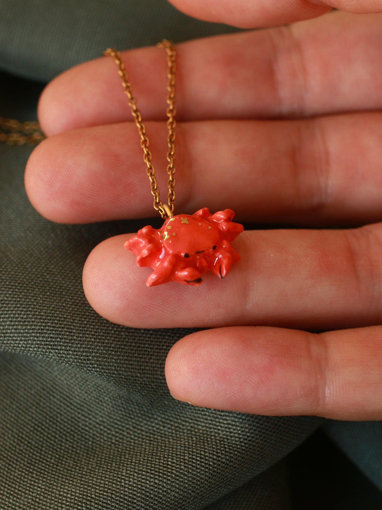 Crab necklace