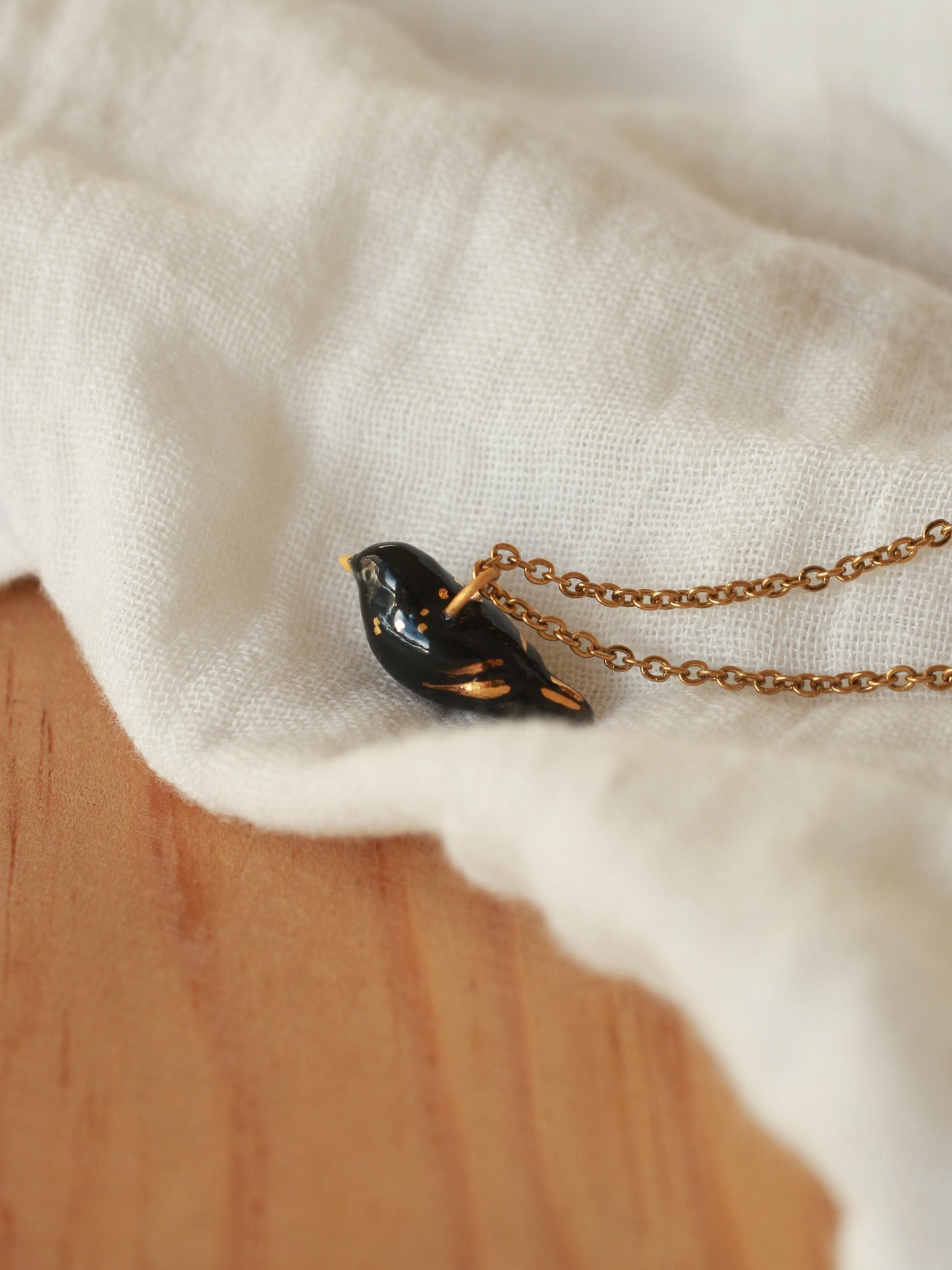Blackbird necklace