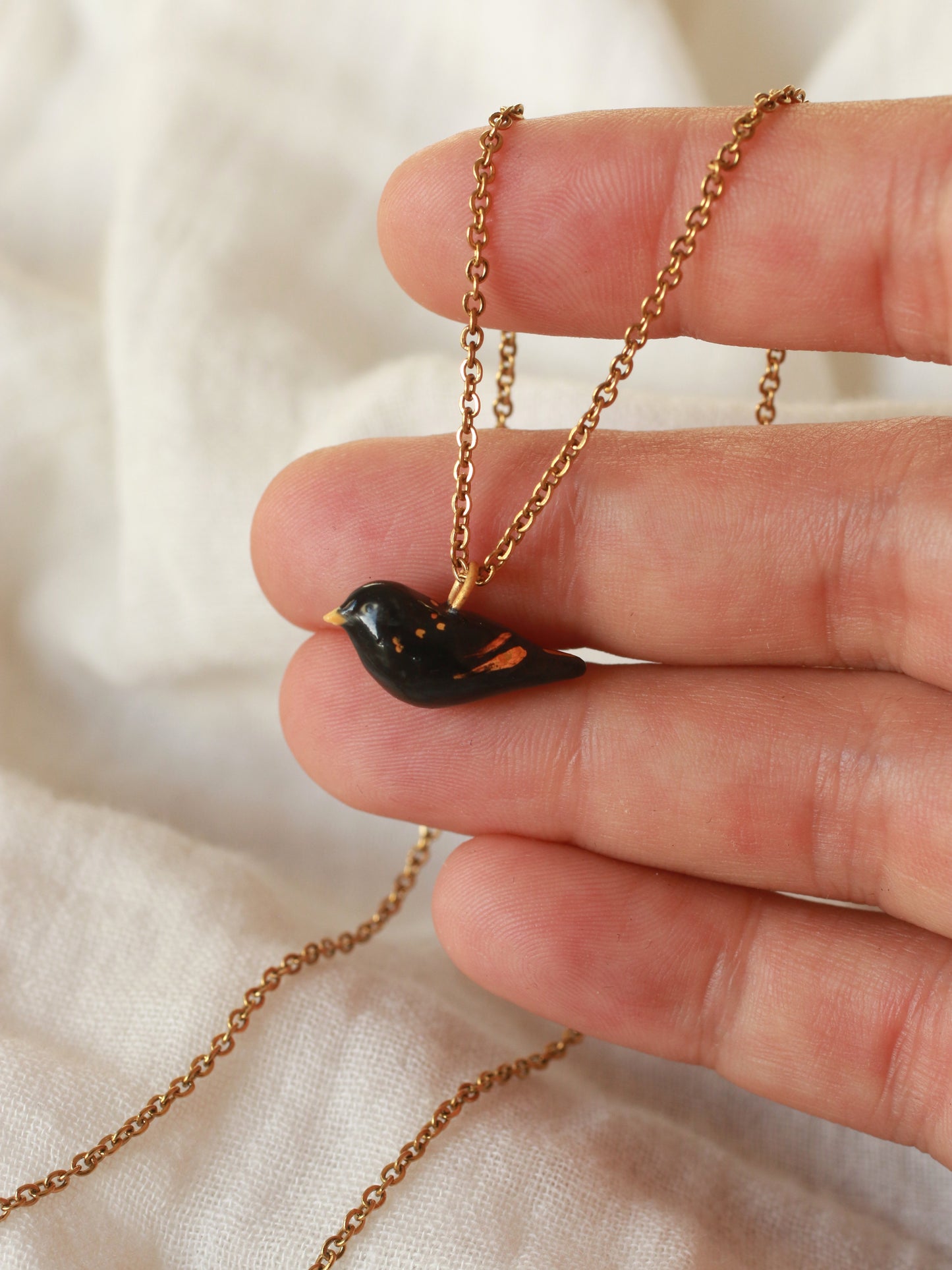 Blackbird necklace