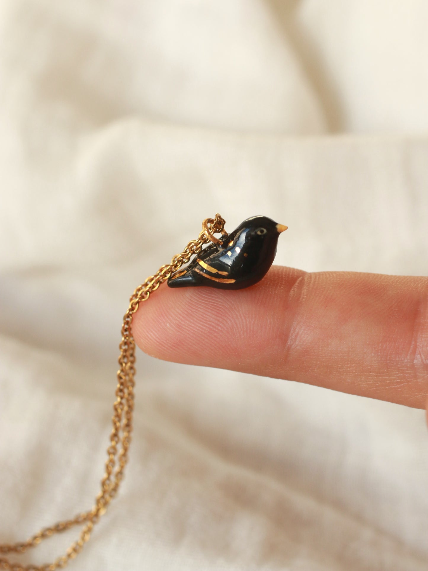 Blackbird necklace
