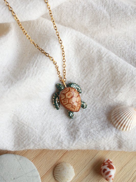 Dark green sea turtle necklace
