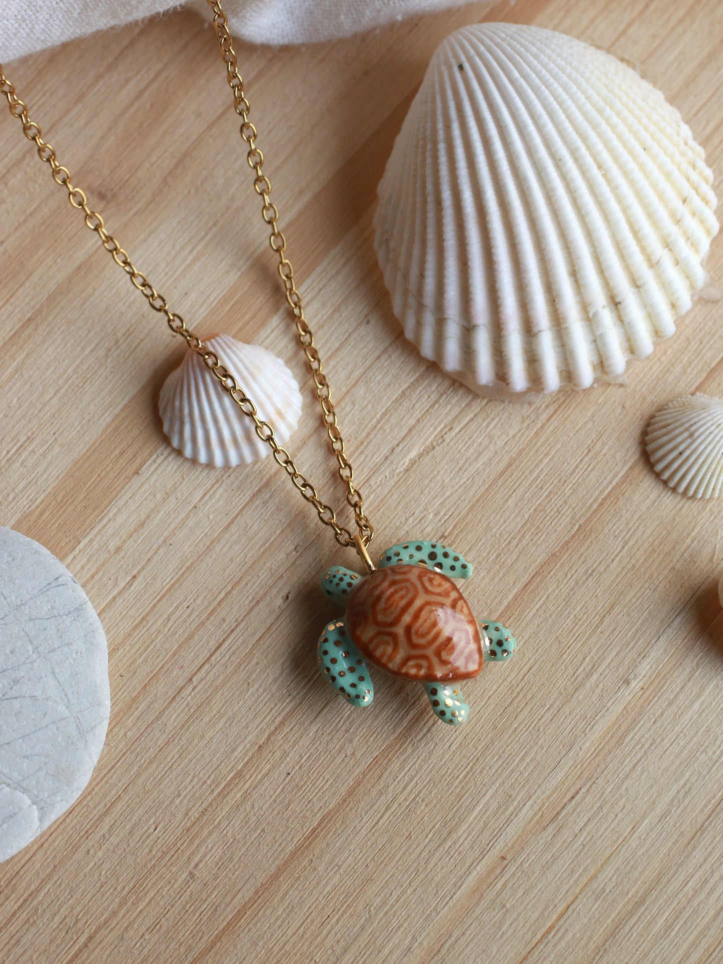 Green sea turtle necklace