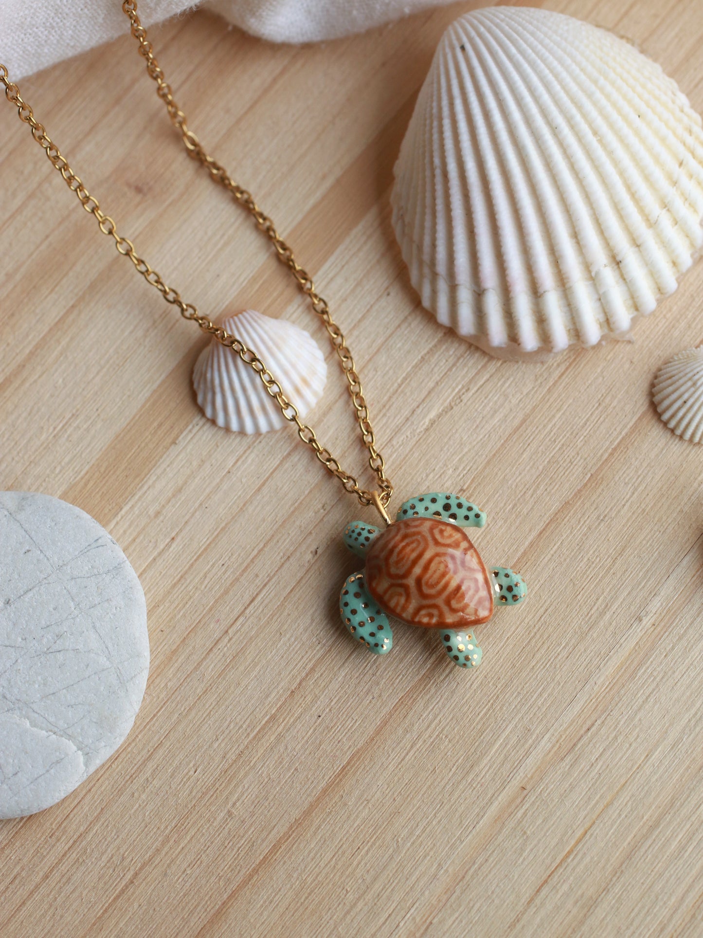 Green sea turtle necklace