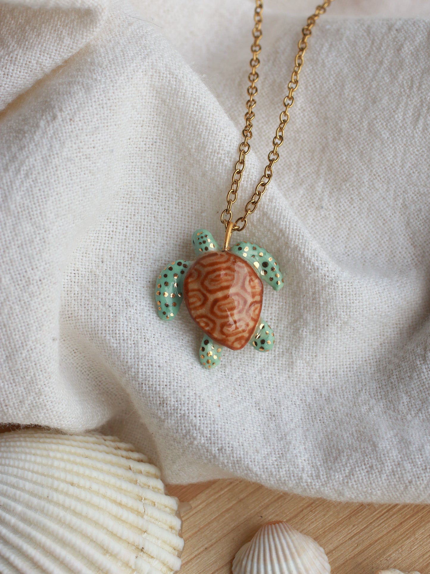 Green sea turtle necklace