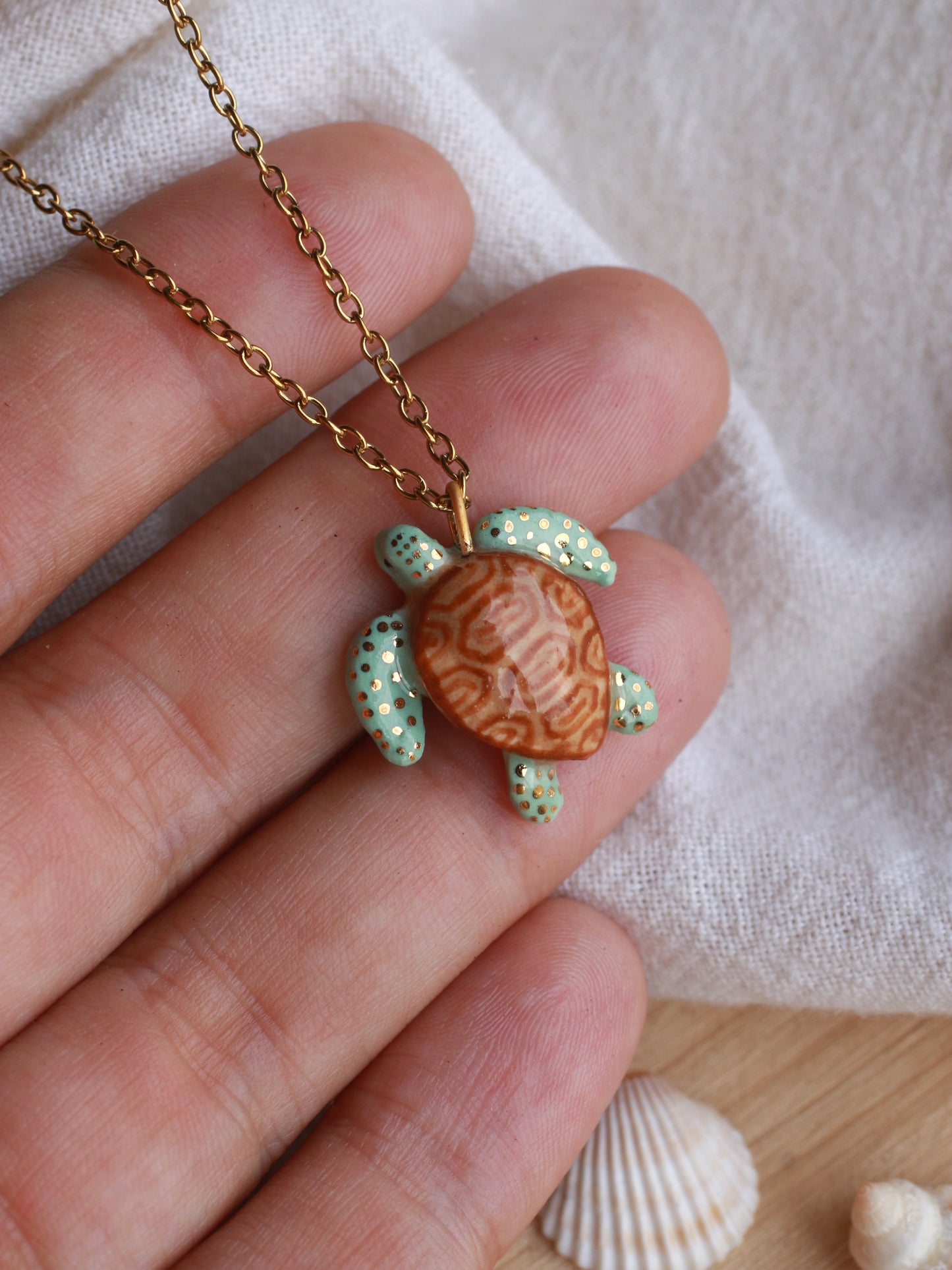 Green sea turtle necklace