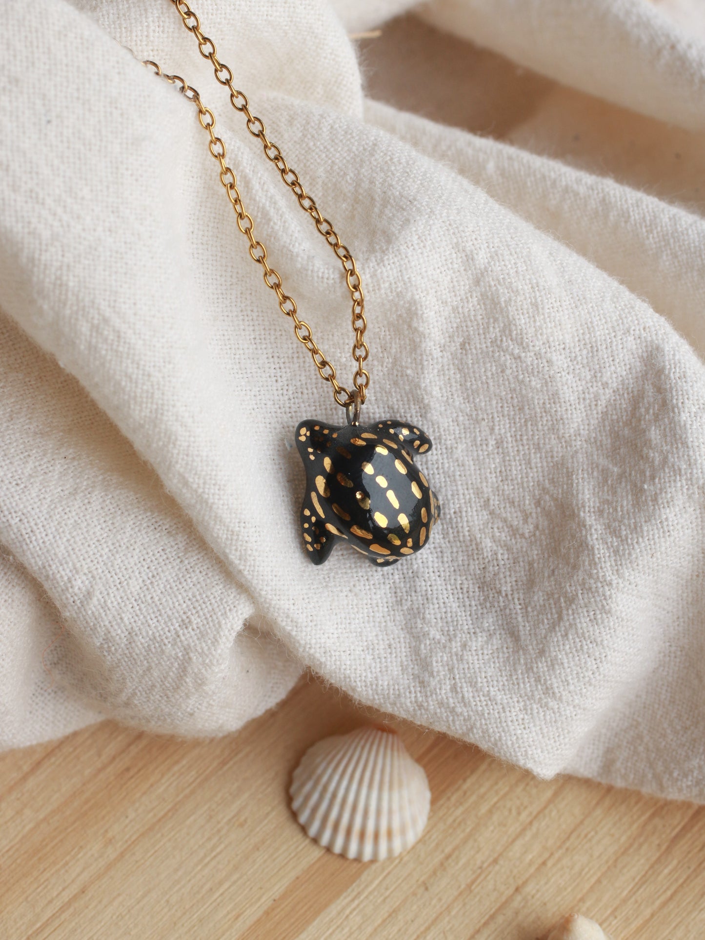 Black sea turtle necklace