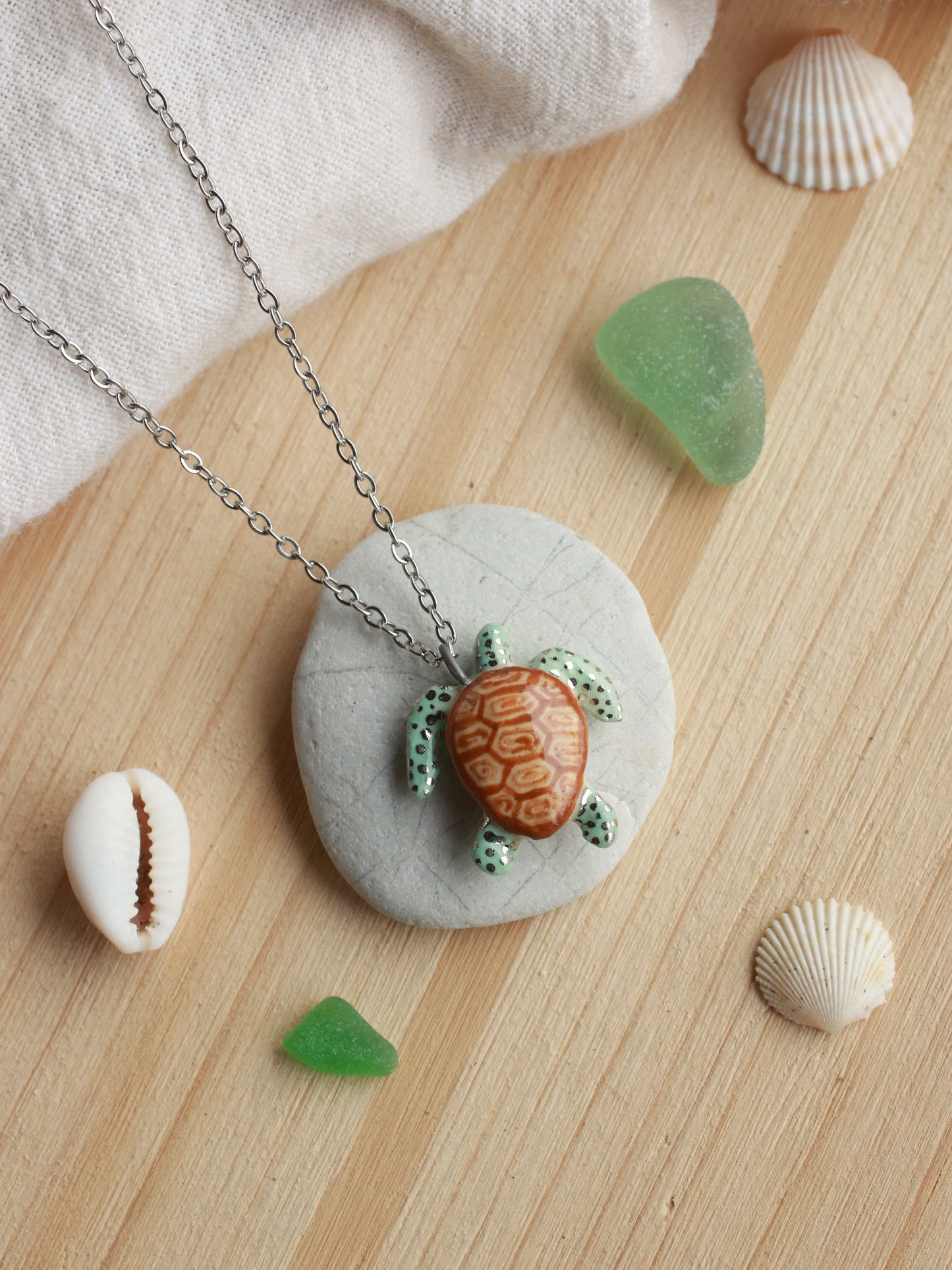 Green sea turtle necklace