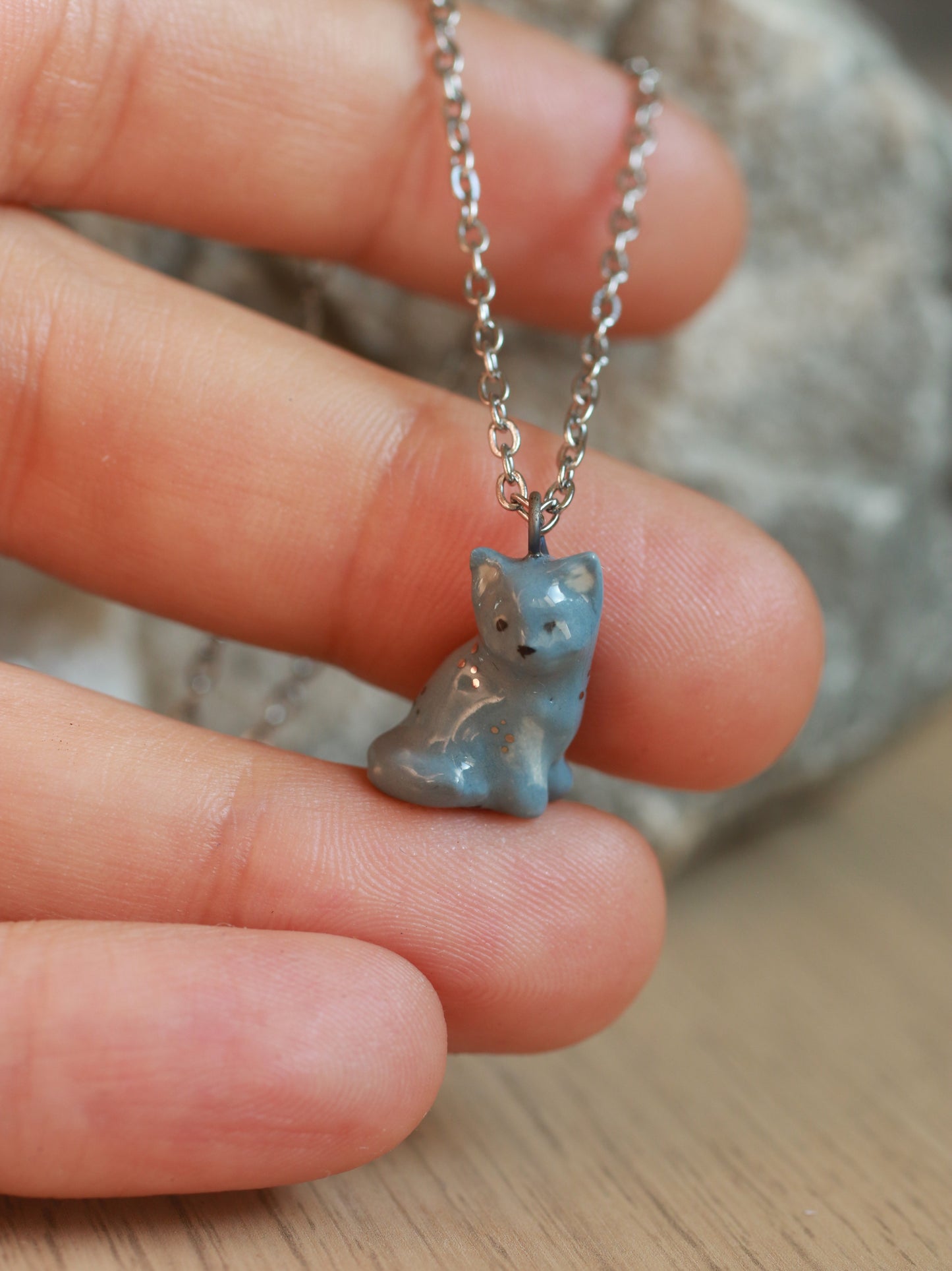 Grey cat necklace