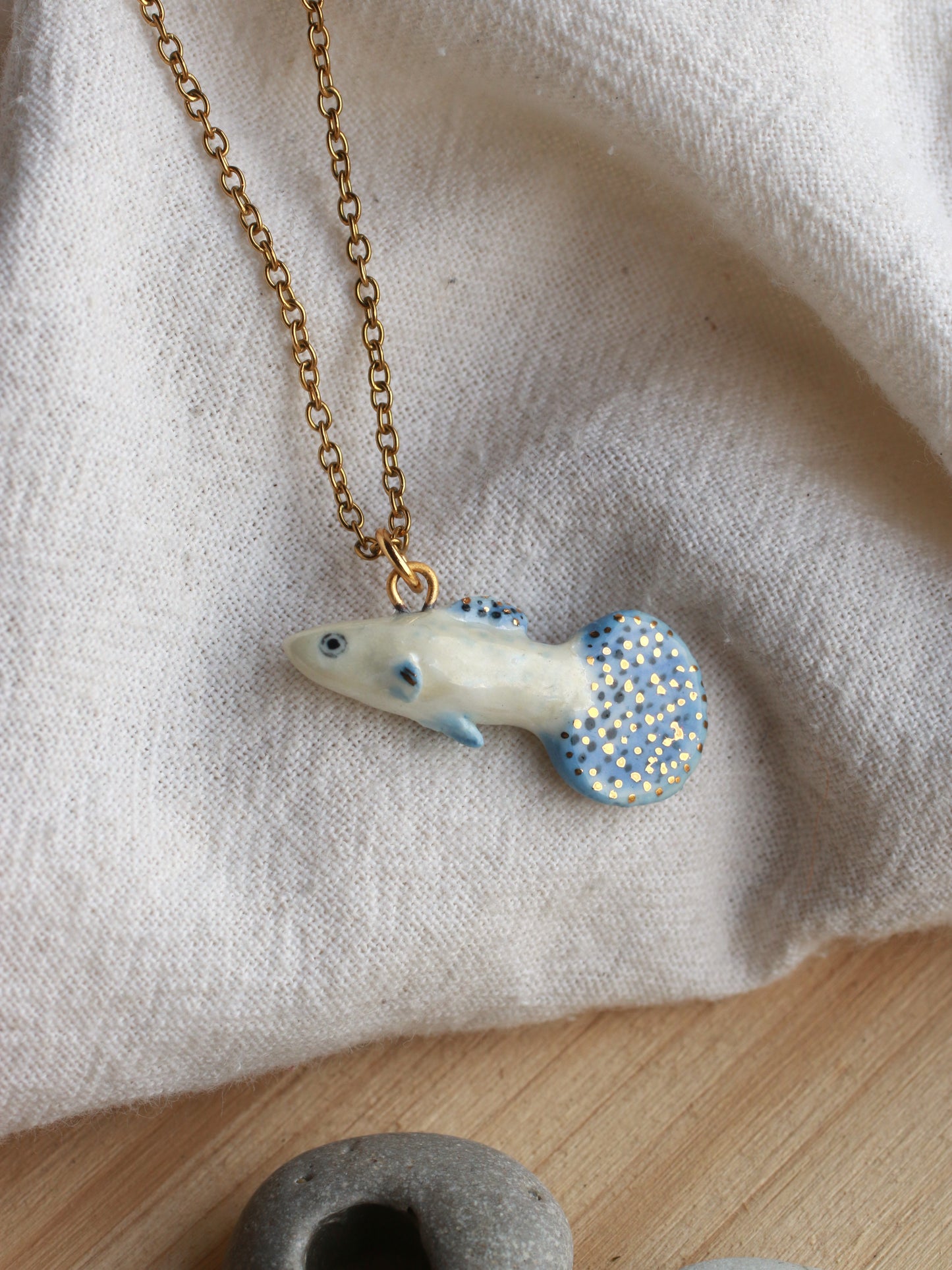 Guppy necklace