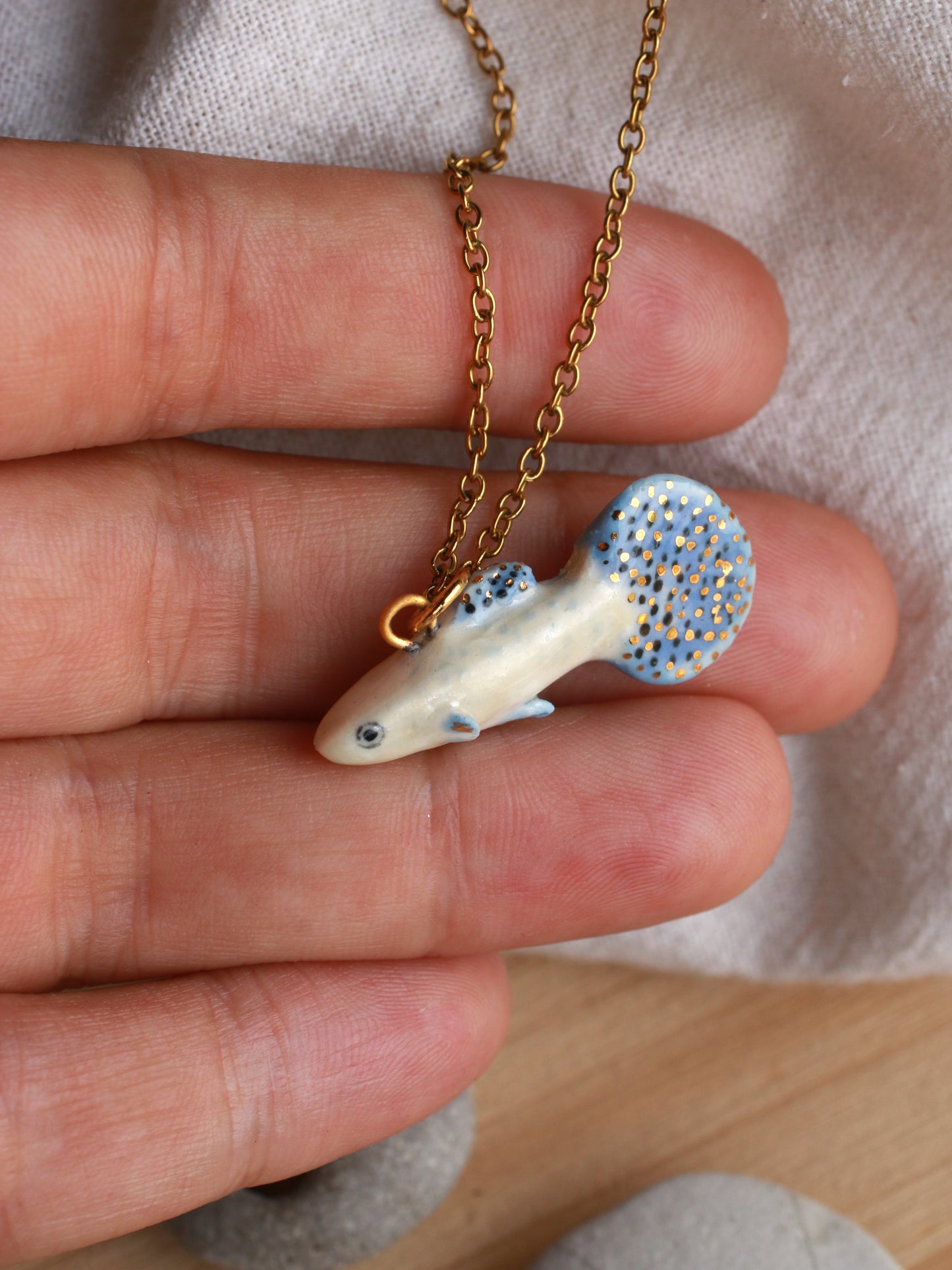 Guppy necklace