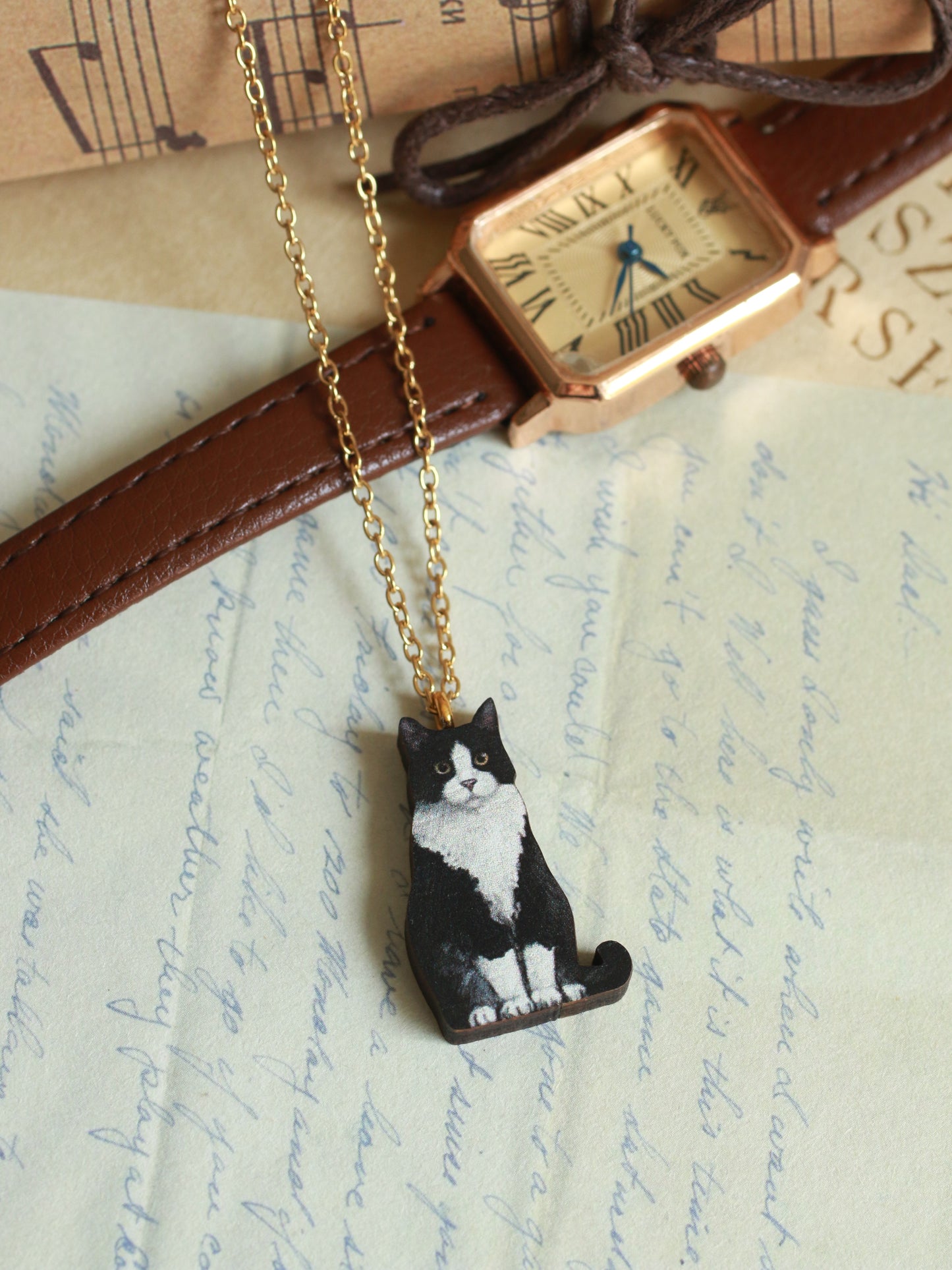 Tuxedo cat necklace