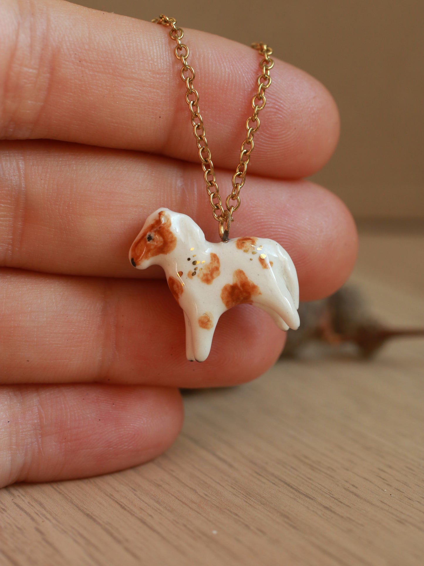 Pinto horse necklace