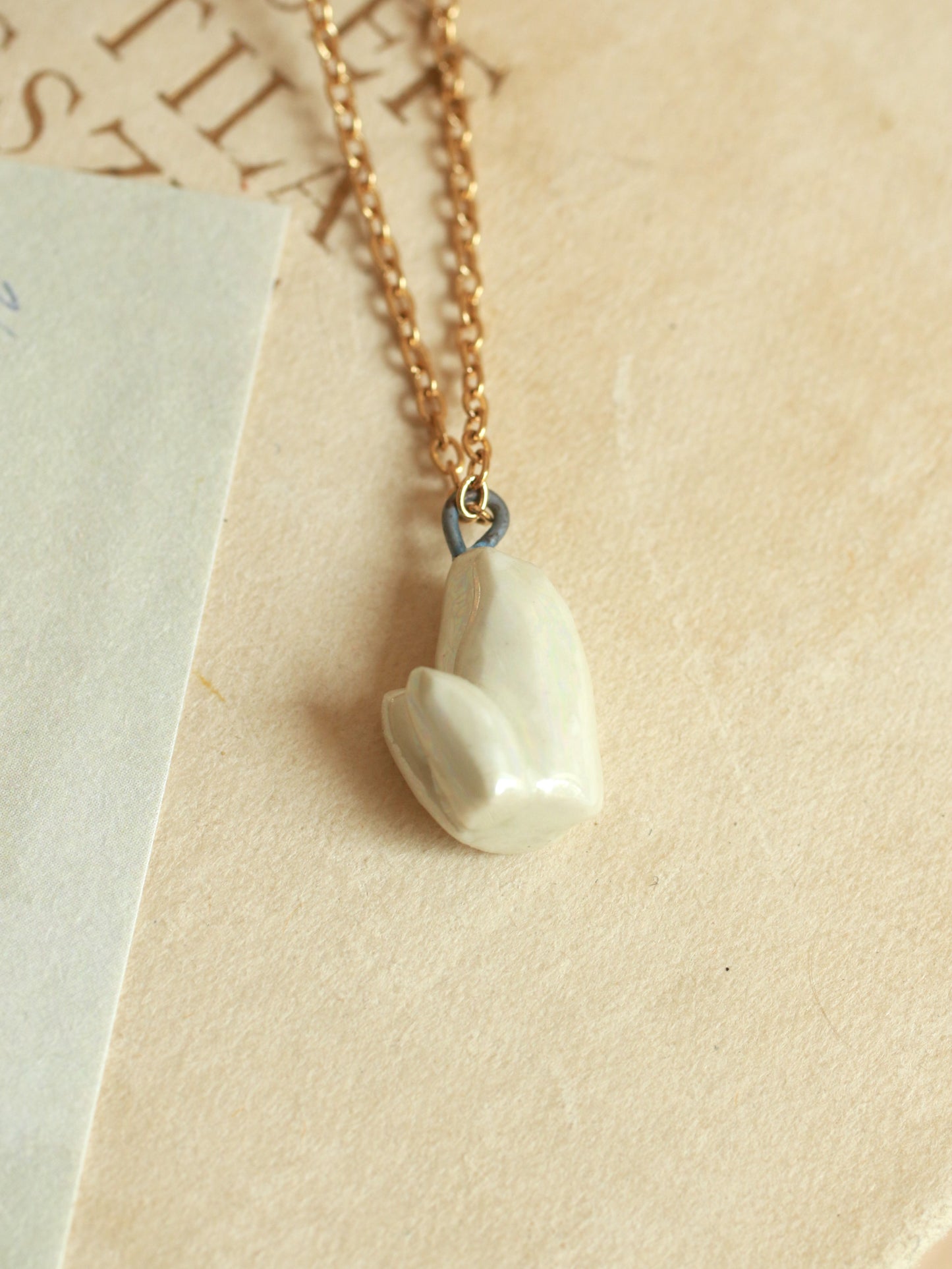 Ceramic crystal necklace