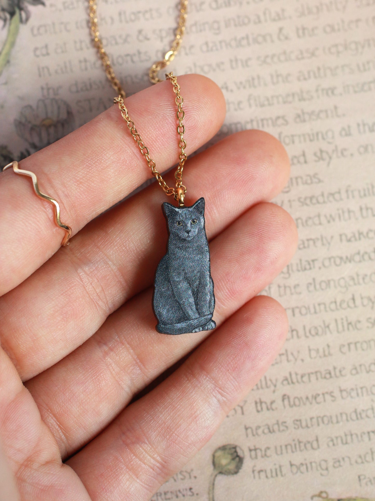 Gray cat necklace