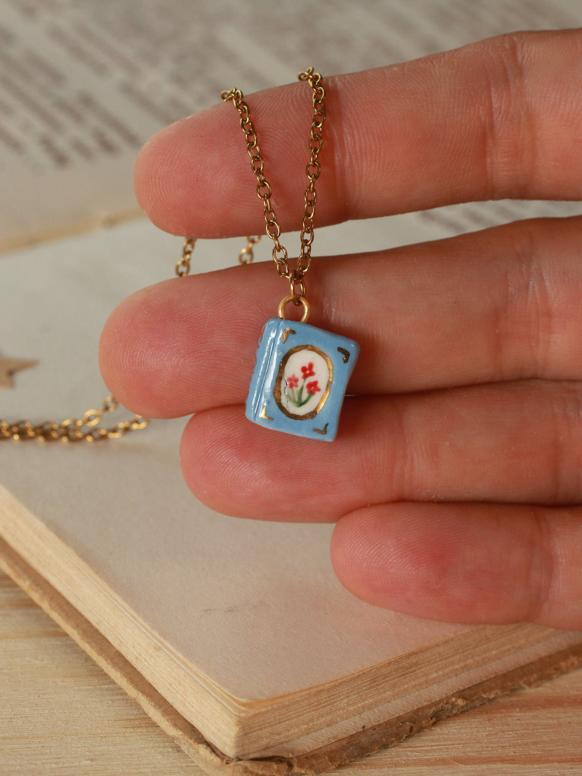 Flower book necklace - Blue book