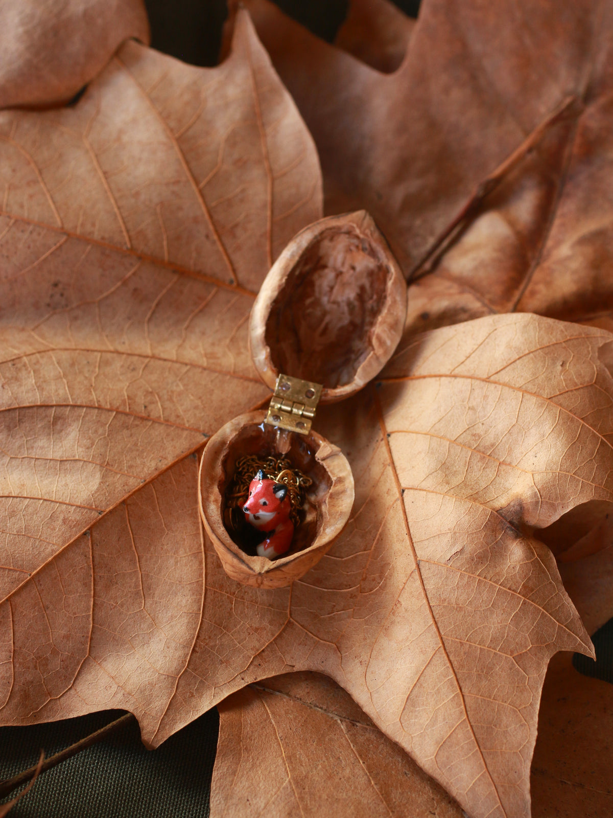 Fox necklace - walnut box