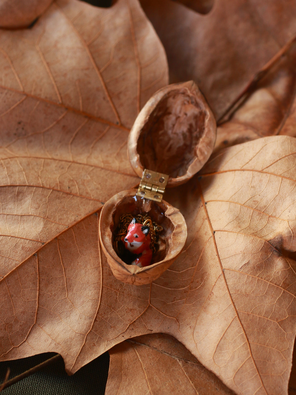 Fox necklace - walnut box