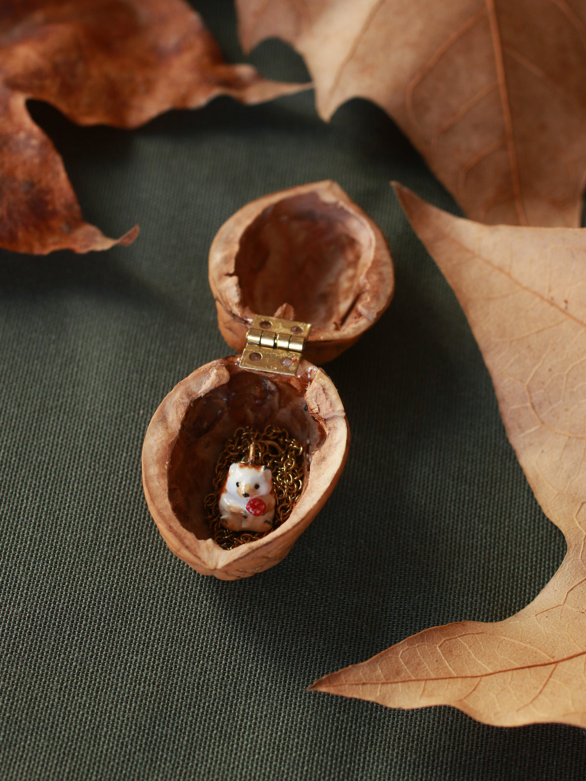 Hedgehog necklace - walnut box