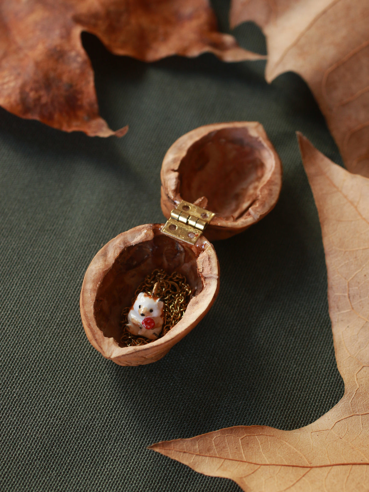 Hedgehog necklace - walnut box