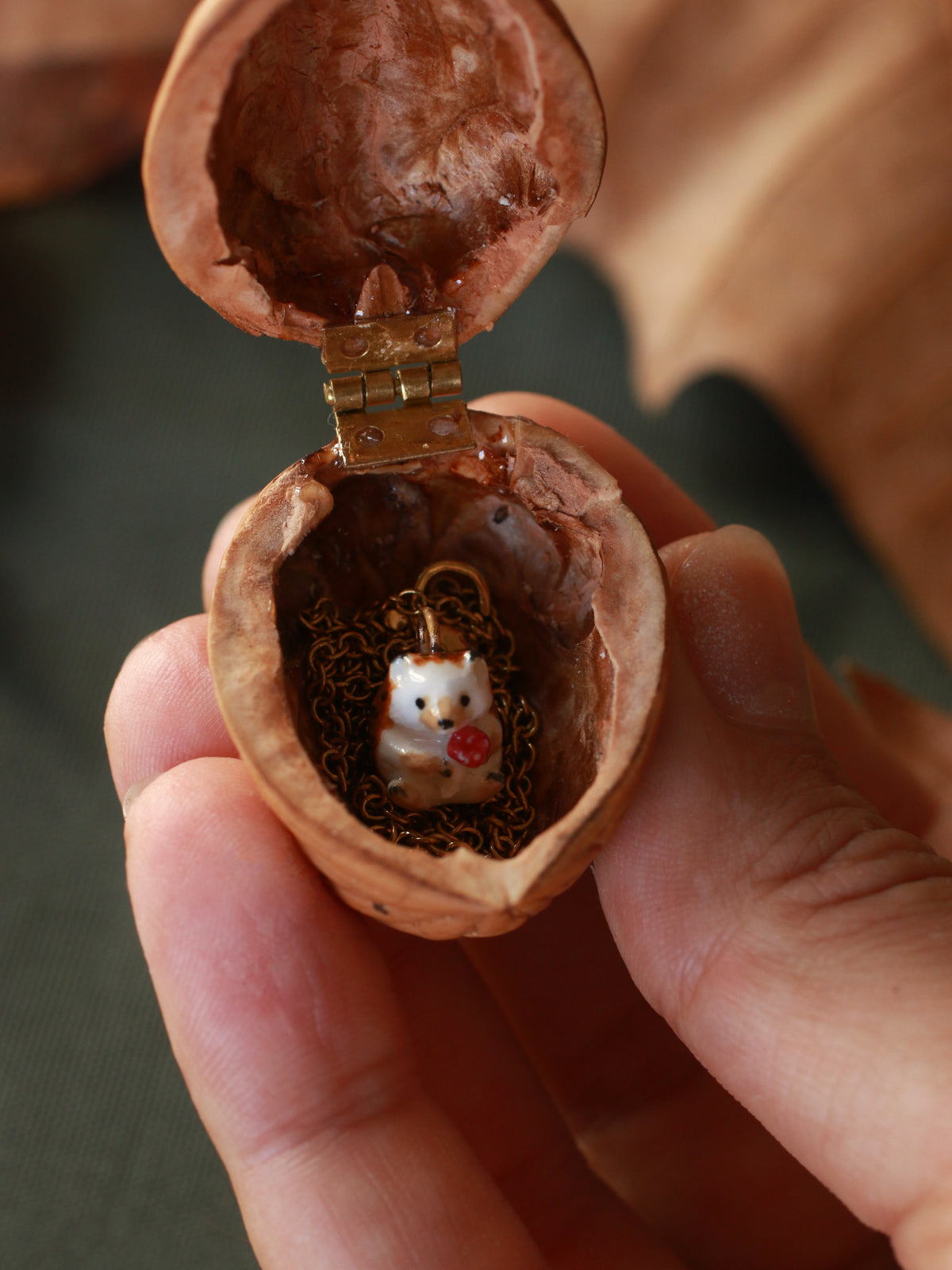 Hedgehog necklace - walnut box
