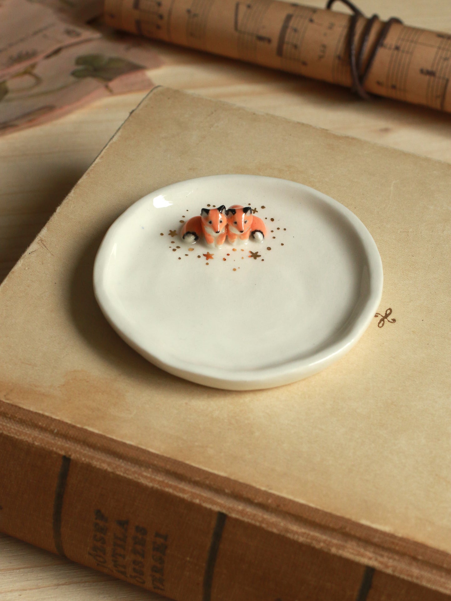 Foxes Ring Dish - Porcelain jewelry dish
