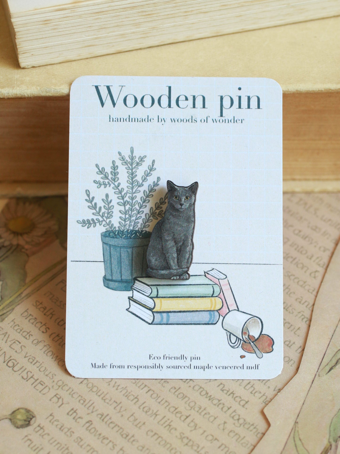 Gray cat wooden pin