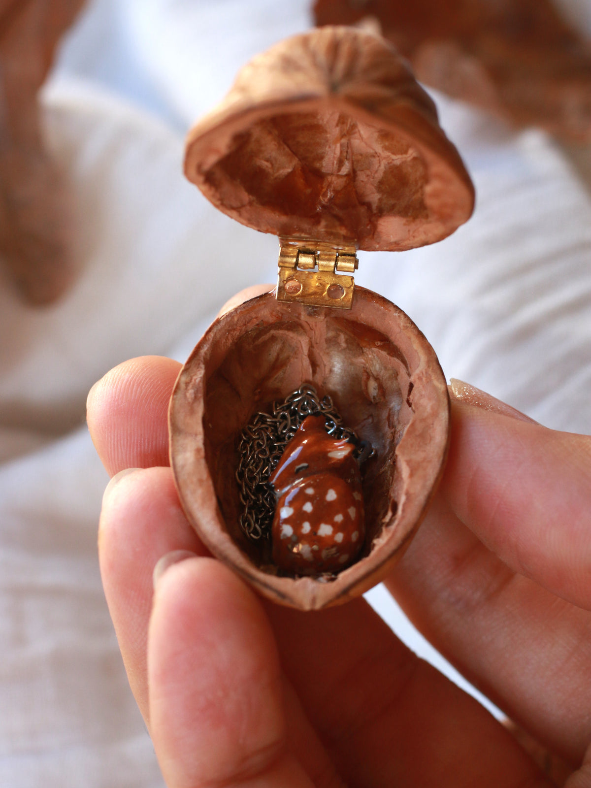 Fawn necklace - walnut box