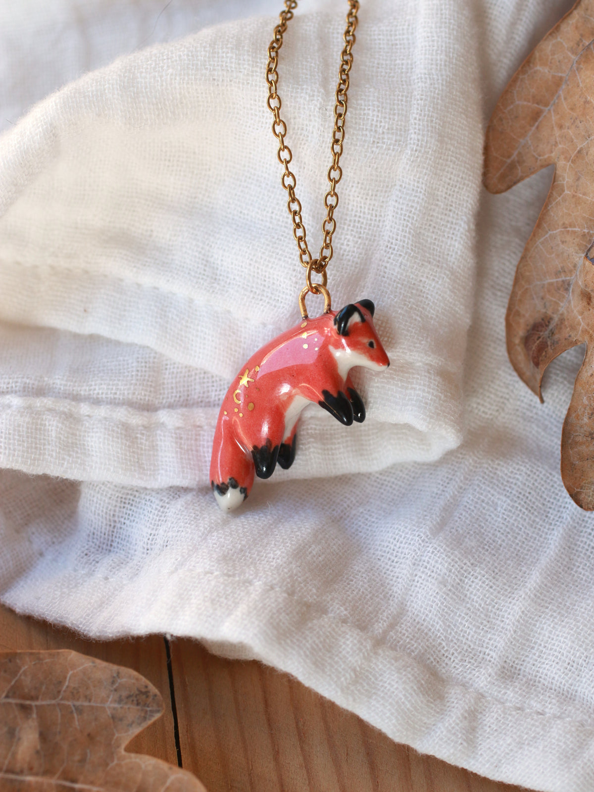 Jumping fox necklace
