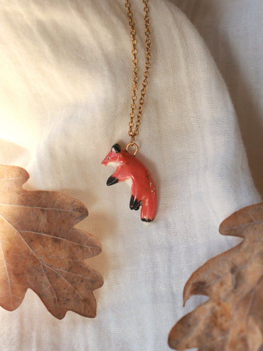 Jumping fox necklace