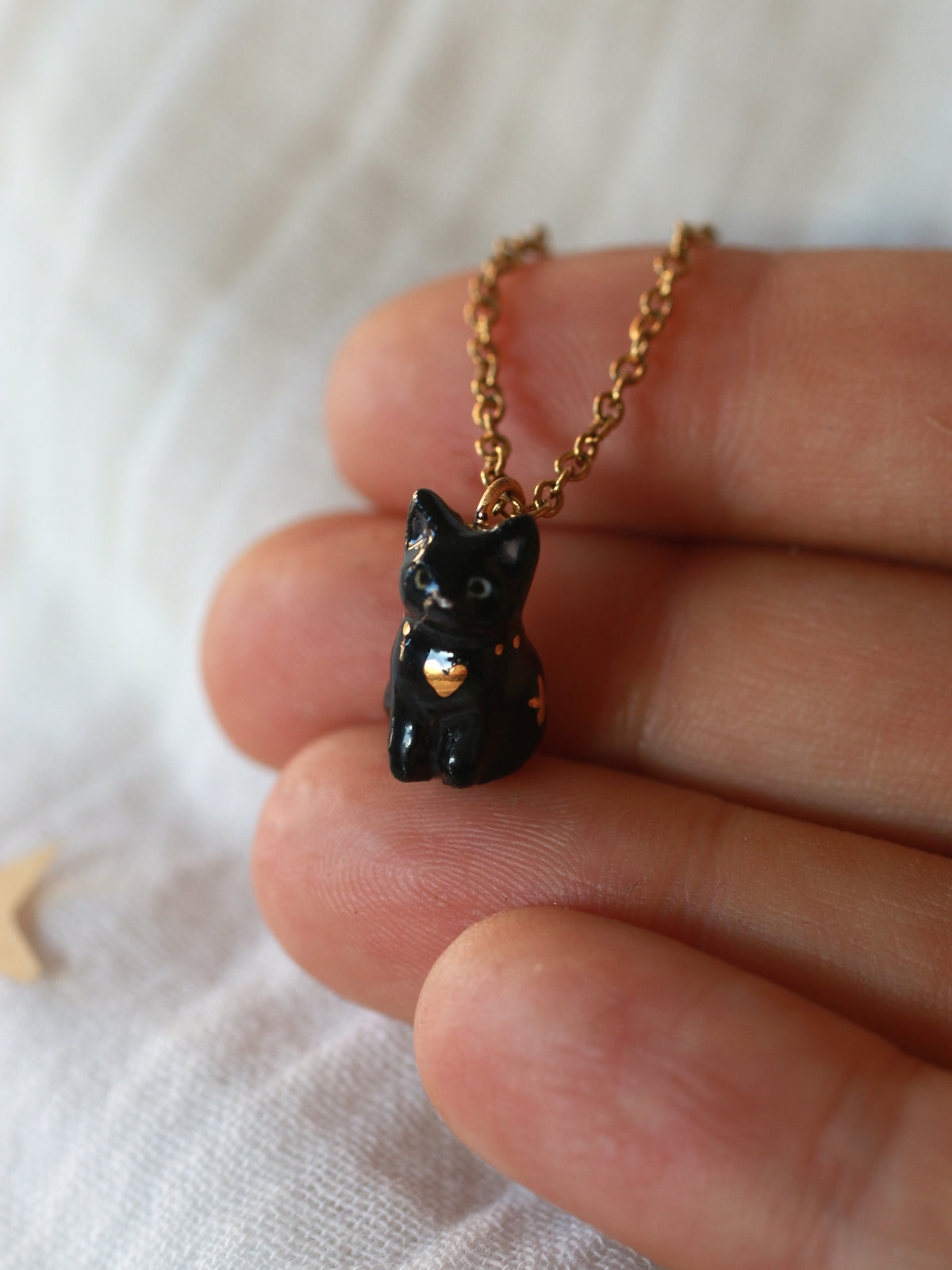 Black cat necklace